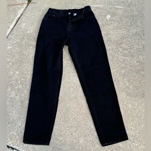 1990’s Vintage Black Levi’s 550 Relaxed Fit Tapered Leg